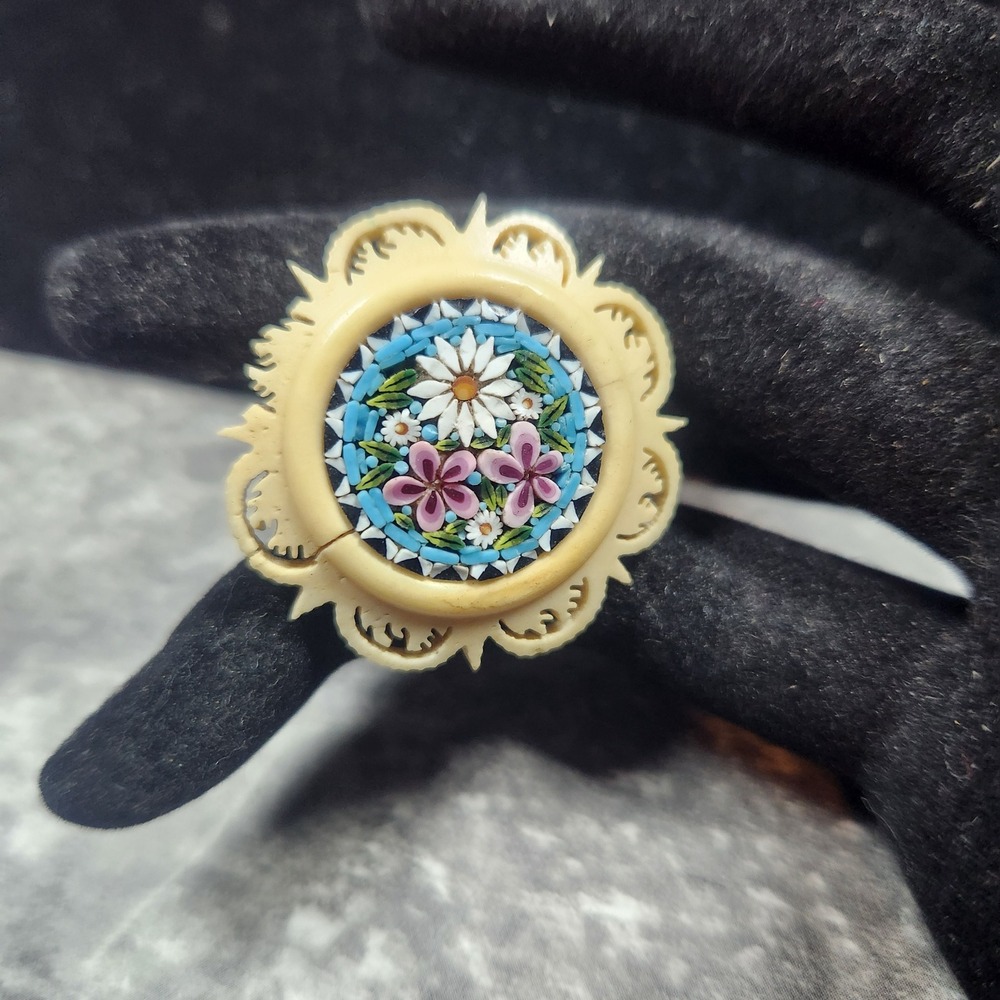 Vintage Italian Micro Mosaic Floral Brooch Scalloped Celluloid Frame Blue Pink‎